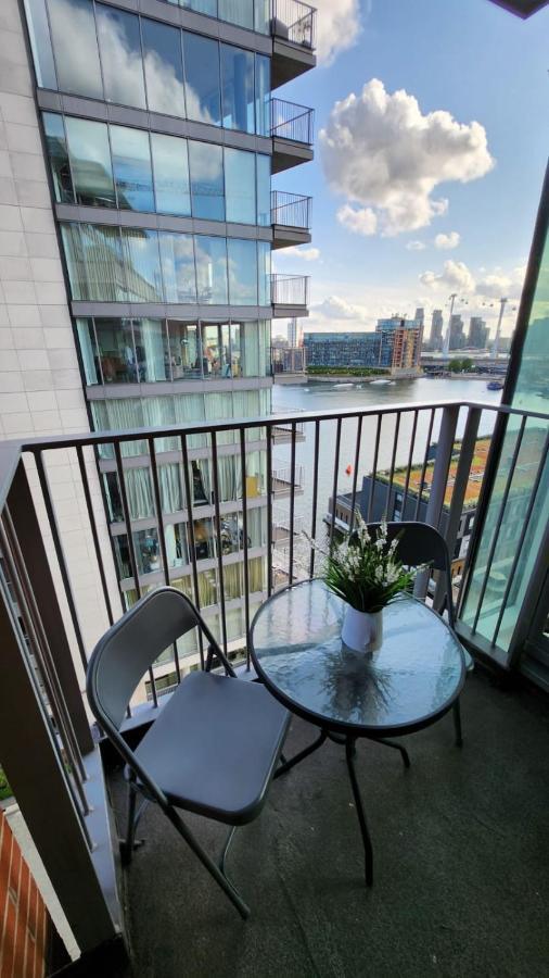 Luxury 2 Bed Apartment Excel ลอนดอน ภายนอก รูปภาพ
