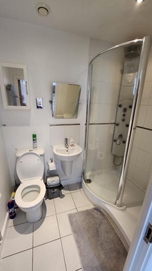 Luxury 2 Bed Apartment Excel ลอนดอน ภายนอก รูปภาพ